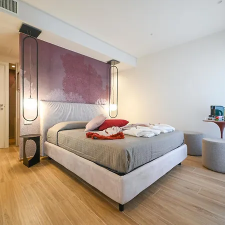 Aurisea Luxury - And * Bari